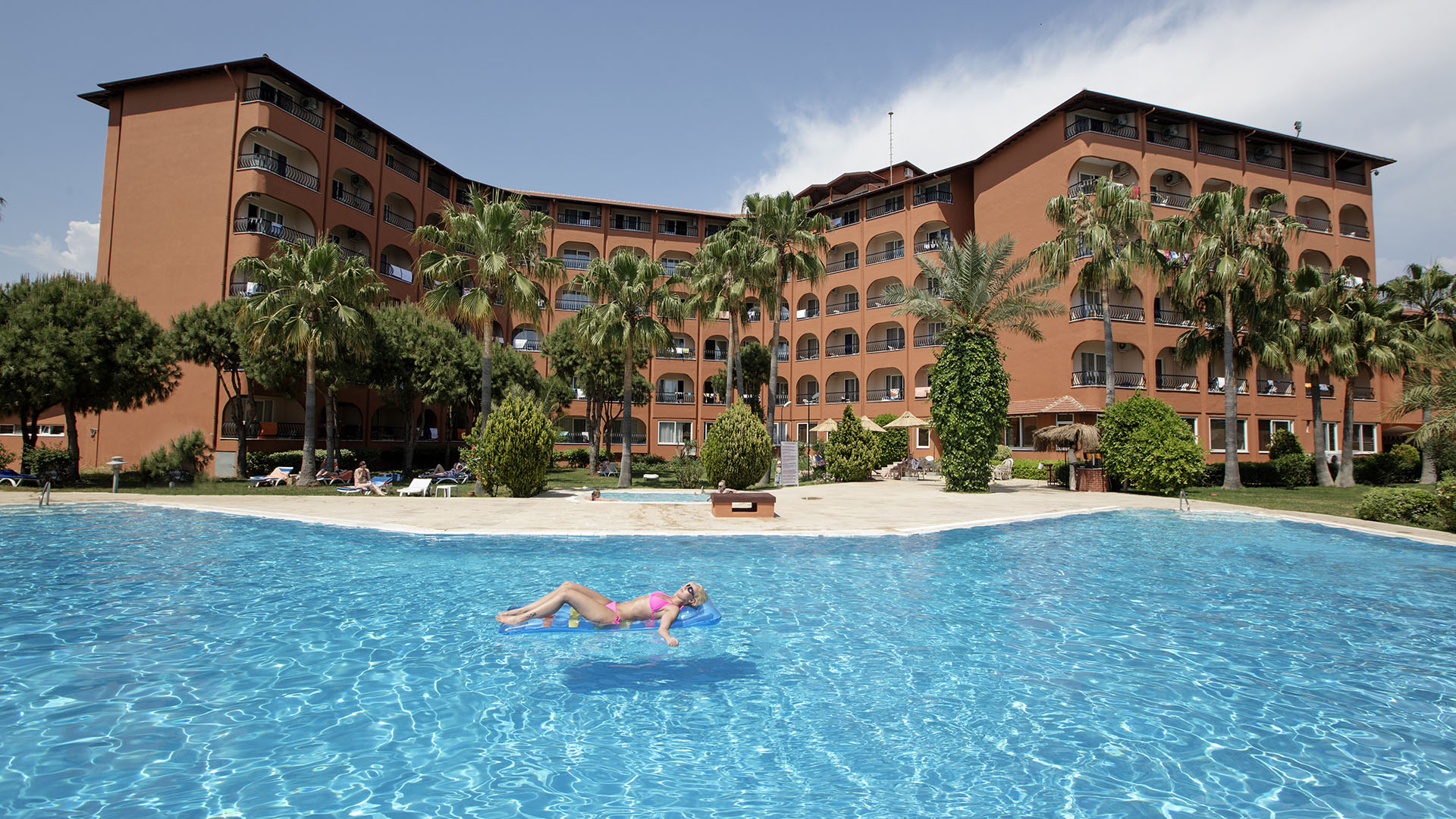 Club Turtas Beach Hotel**** – AI